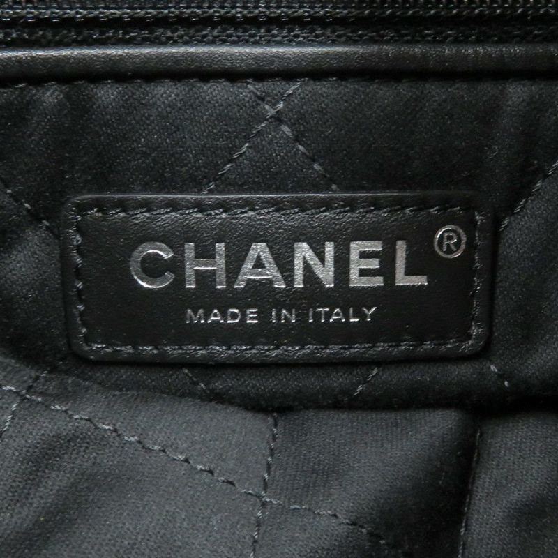 シャネル チェーンショルダーバッグ CHANEL22 スモール シャイニーカーフスキン AS3260 CHANEL ポーチ付き 黒
