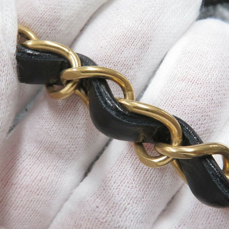 シャネル チェーンショルダーバッグ CHANEL22 スモール シャイニーカーフスキン AS3260 CHANEL ポーチ付き 黒