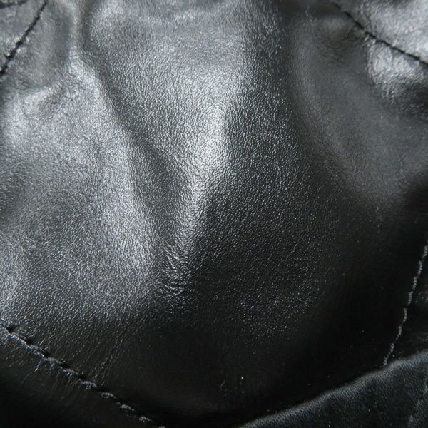 シャネル チェーンショルダーバッグ CHANEL22 スモール シャイニーカーフスキン AS3260 CHANEL ポーチ付き 黒