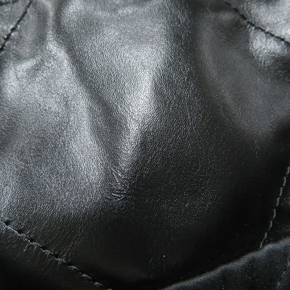 シャネル チェーンショルダーバッグ CHANEL22 スモール シャイニーカーフスキン AS3260 CHANEL ポーチ付き 黒