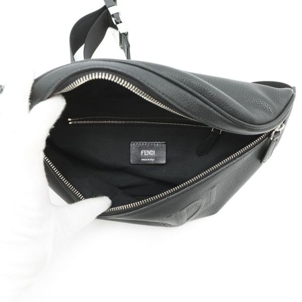 フェンディ ボディバッグ ロゴエンボス レザー 7VA562 FENDI 黒