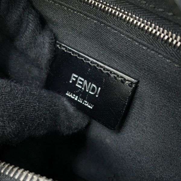 フェンディ ボディバッグ ロゴエンボス レザー 7VA562 FENDI 黒
