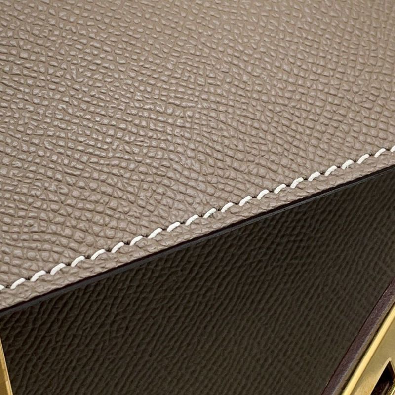 エルメス ハンドバッグ ケリー28 外縫い エトゥープ/ゴールド金具 エプソン B刻印 2wayショルダー