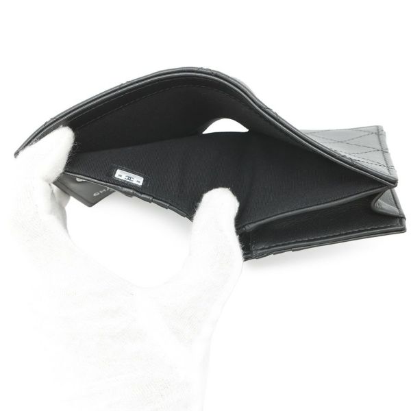 シャネル 二つ折り財布 ココマーク マトラッセ スモールウォレット AP4381 CHANEL 黒