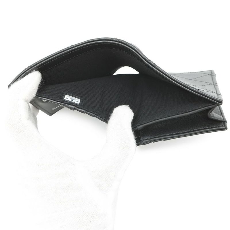 シャネル 二つ折り財布 ココマーク マトラッセ スモールウォレット AP4381 CHANEL 黒