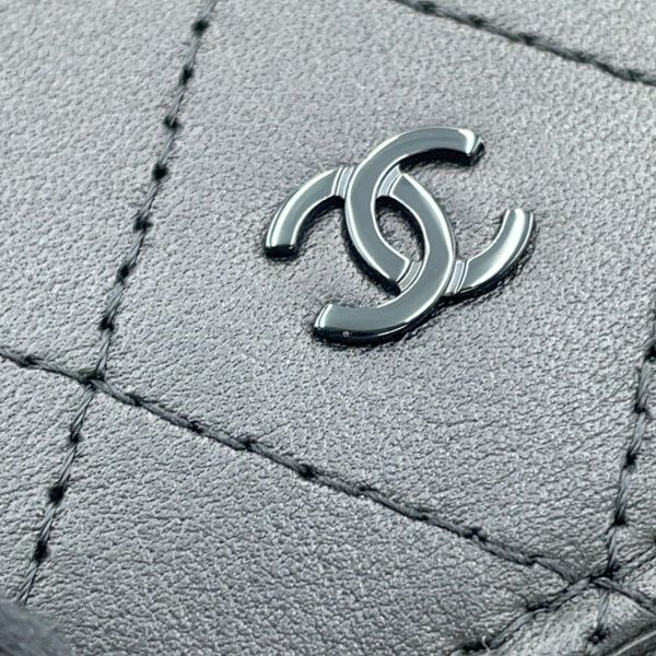 シャネル 二つ折り財布 ココマーク マトラッセ スモールウォレット AP4381 CHANEL 黒