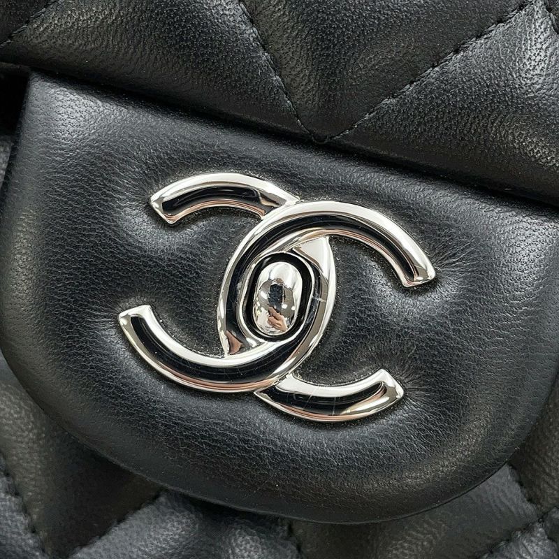 シャネル チェーンショルダーバッグ マトラッセ30 ココマーク Wフラップ ラムスキン A58600 CHANEL 黒