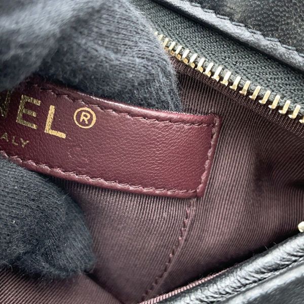 シャネル チェーンショルダーバッグ ココマーク ラムスキン AS1622 CHANEL 黒 セール品