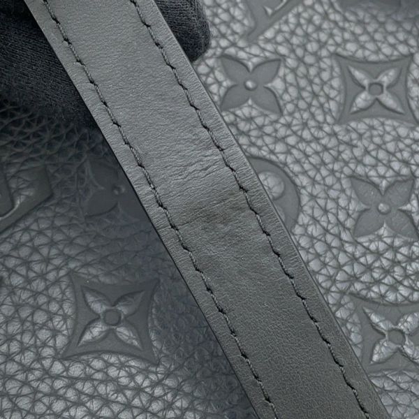 ルイヴィトン 長財布 モノグラム・トリヨン スティーマー・ウェアラブル ウォレット M81746 ショルダーバッグ 黒 ブラック