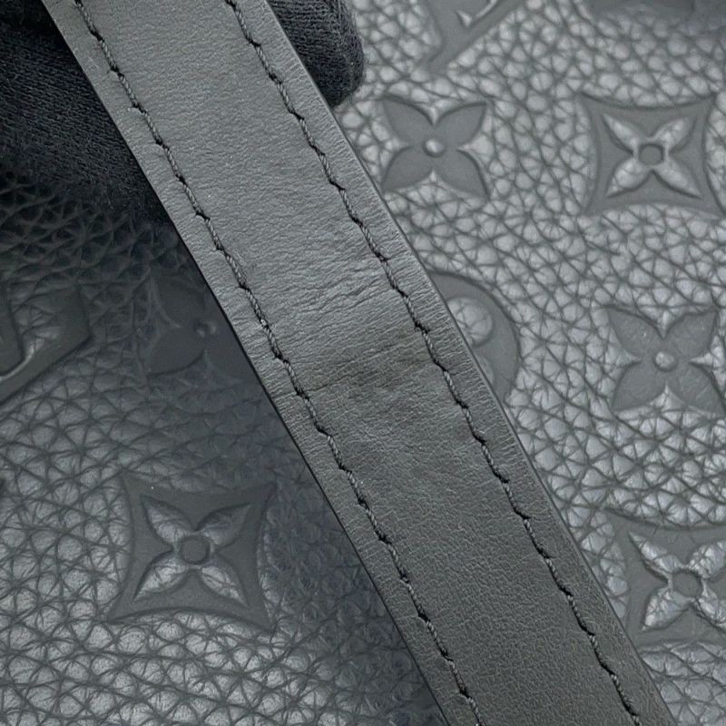 ルイヴィトン 長財布 モノグラム・トリヨン スティーマー・ウェアラブル ウォレット M81746 ショルダーバッグ 黒 ブラック