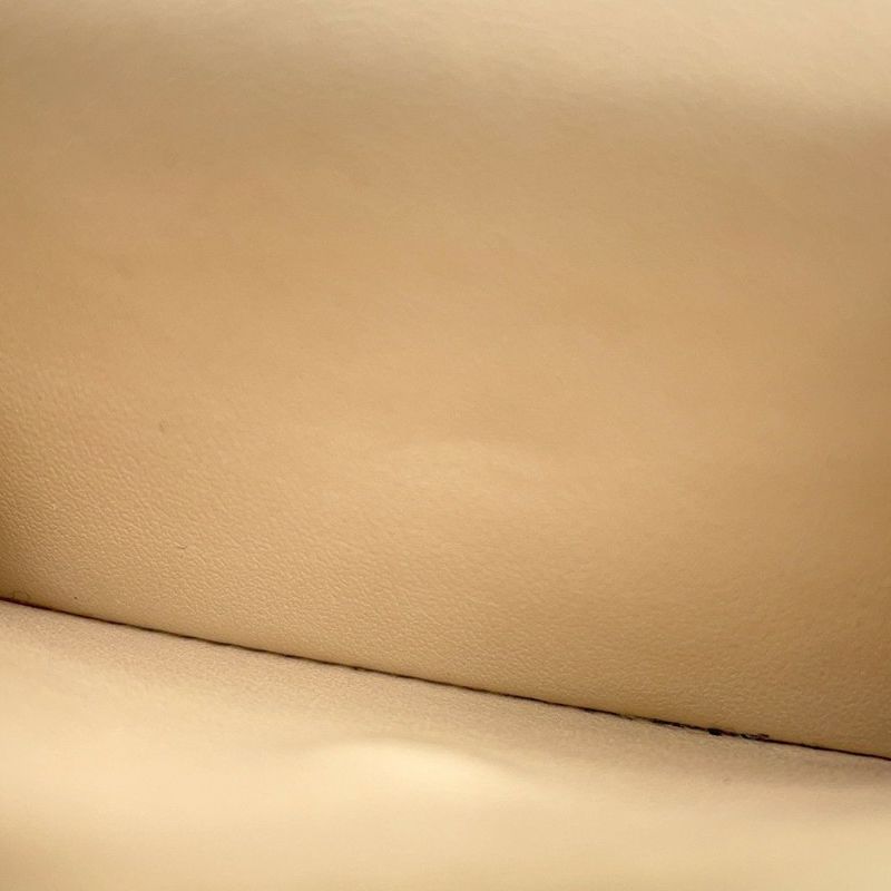 セリーヌ 三つ折り財布 スモール トリフォールドウォレット レザー 10B573 CELINE