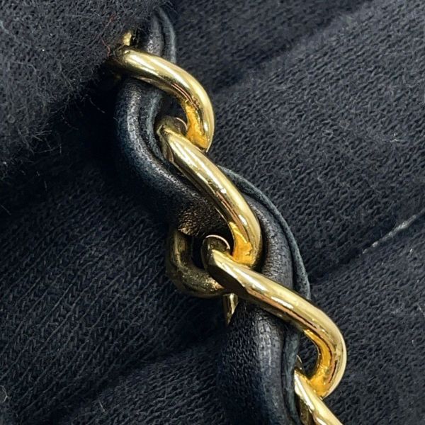 シャネル チェーンショルダーバッグ マトラッセ ココマーク プッシュロック ラムスキン A03570 CHANEL 黒