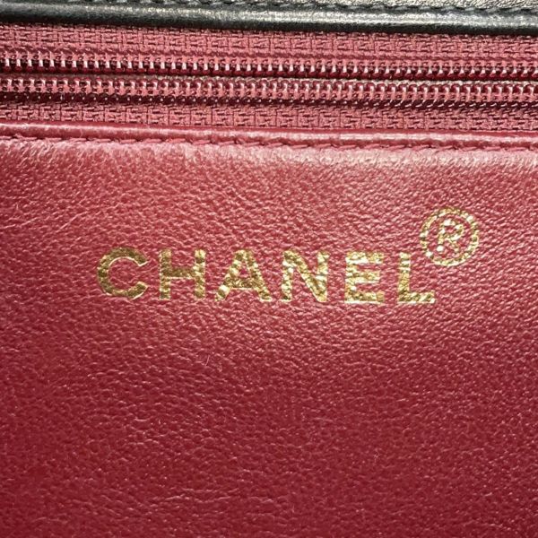 シャネル チェーンショルダーバッグ マトラッセ ココマーク プッシュロック ラムスキン A03570 CHANEL 黒
