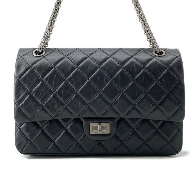 シャネル チェーンショルダーバッグ マトラッセ 2.55 ダブルフラップ エイジドカーフレザー A37590 CHANEL 黒
