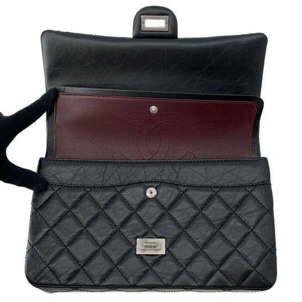 シャネル チェーンショルダーバッグ マトラッセ 2.55 ダブルフラップ エイジドカーフレザー A37590 CHANEL 黒