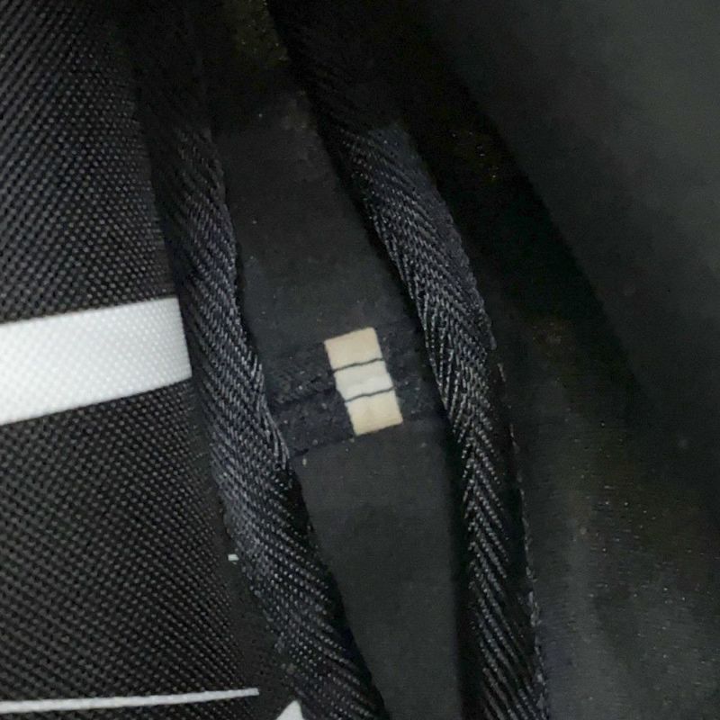 ヴァレンティノ・ガラヴァーニ ショルダーバッグ VLTNロゴ UY2B0987 VALENTINO 2wayバッグ 黒