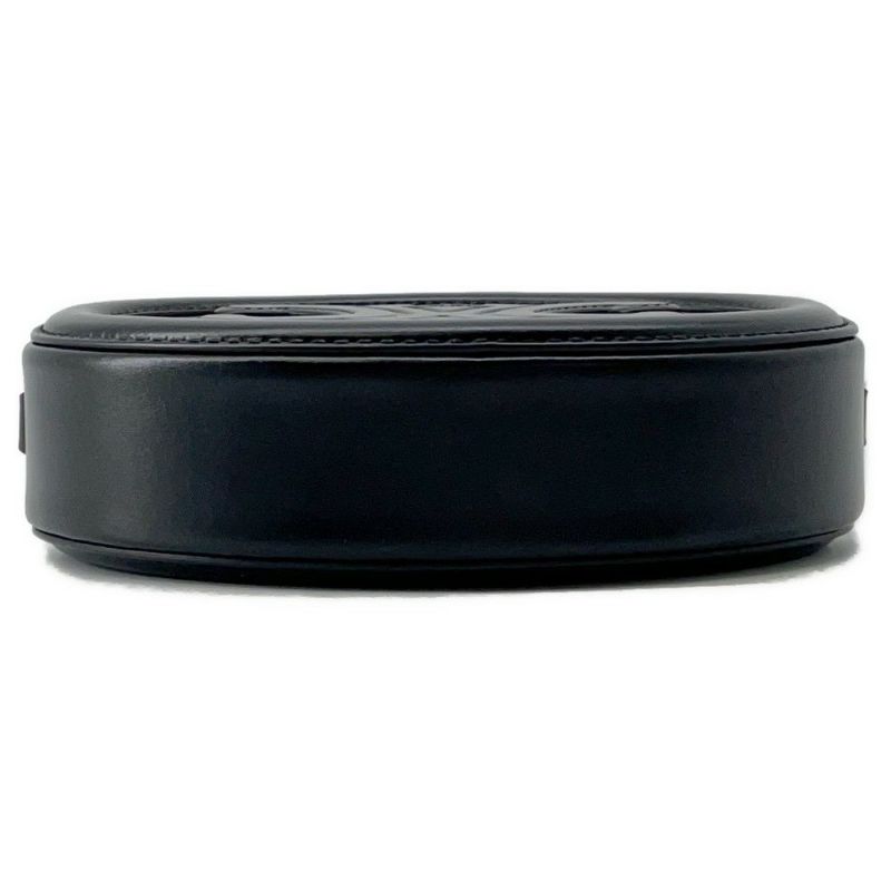 セリーヌ ショルダーバッグ オーバルパース キュイルトリオンフ 10I703 CELINE 黒