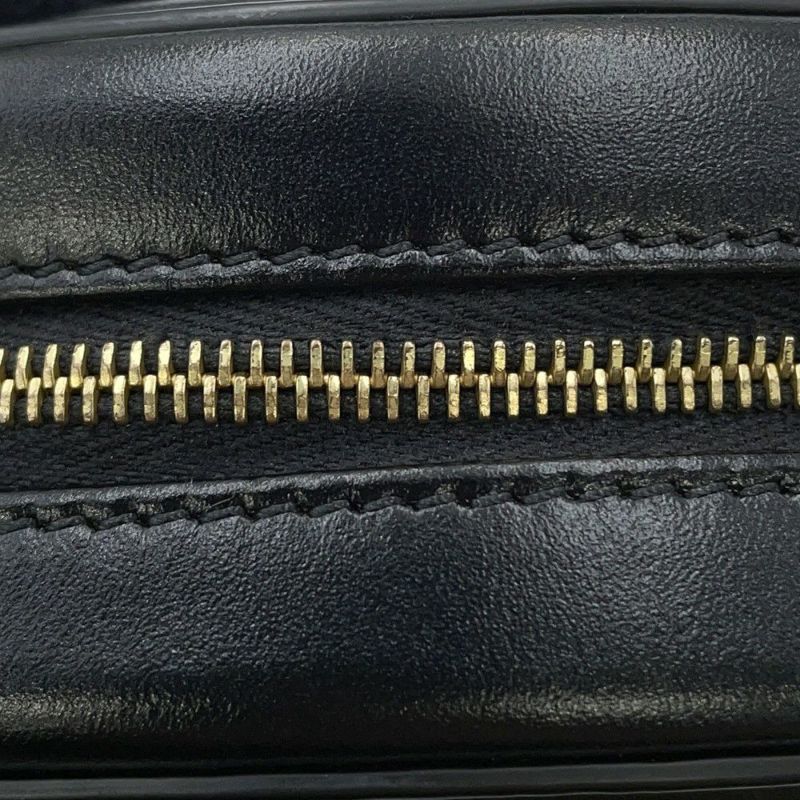 セリーヌ ショルダーバッグ オーバルパース キュイルトリオンフ 10I703 CELINE 黒