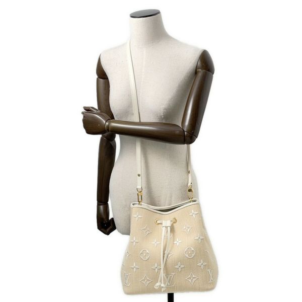 ルイヴィトン ショルダーバッグ モノグラム コットン バイ・ザ・プール ネオ ノエ MM M22852 LOUIS VUITTON ベージュ 白
