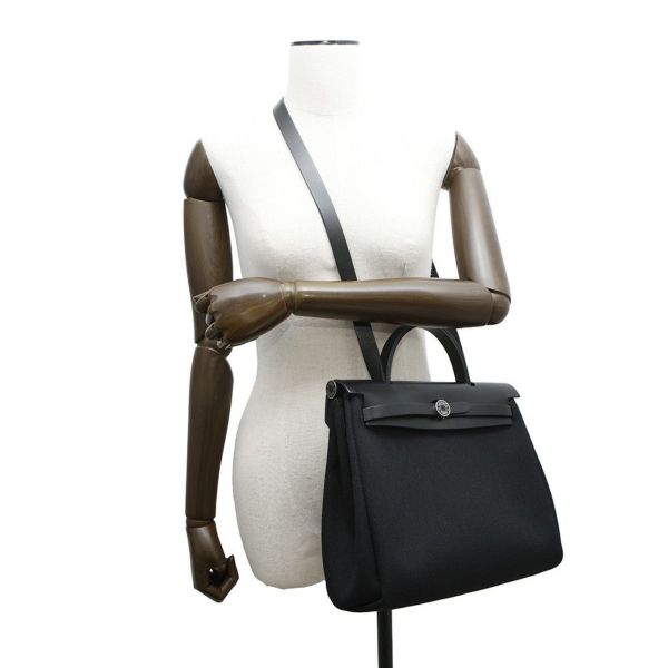 エルメス エールバッグジップPM ルトゥルネ ブラック/シルバー金具 トワルミリタリー/ヴァッシュハンター B刻印 黒