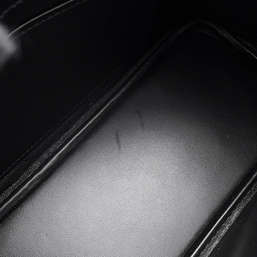 エルメス ハンドバッグ ボリード27 ブラック/ゴールド金具 エプソン Z刻印 2wayショルダー 黒