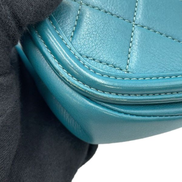 シャネル チェーンショルダーバッグ マトラッセ ココマーク レザー CHANEL