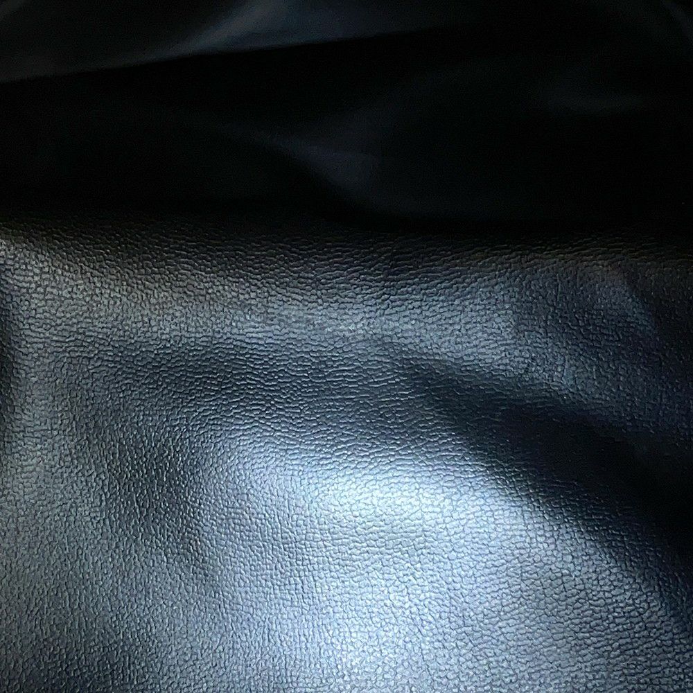 シャネル ショルダーバッグ トリプルココマーク キャビアスキン CHANEL 黒