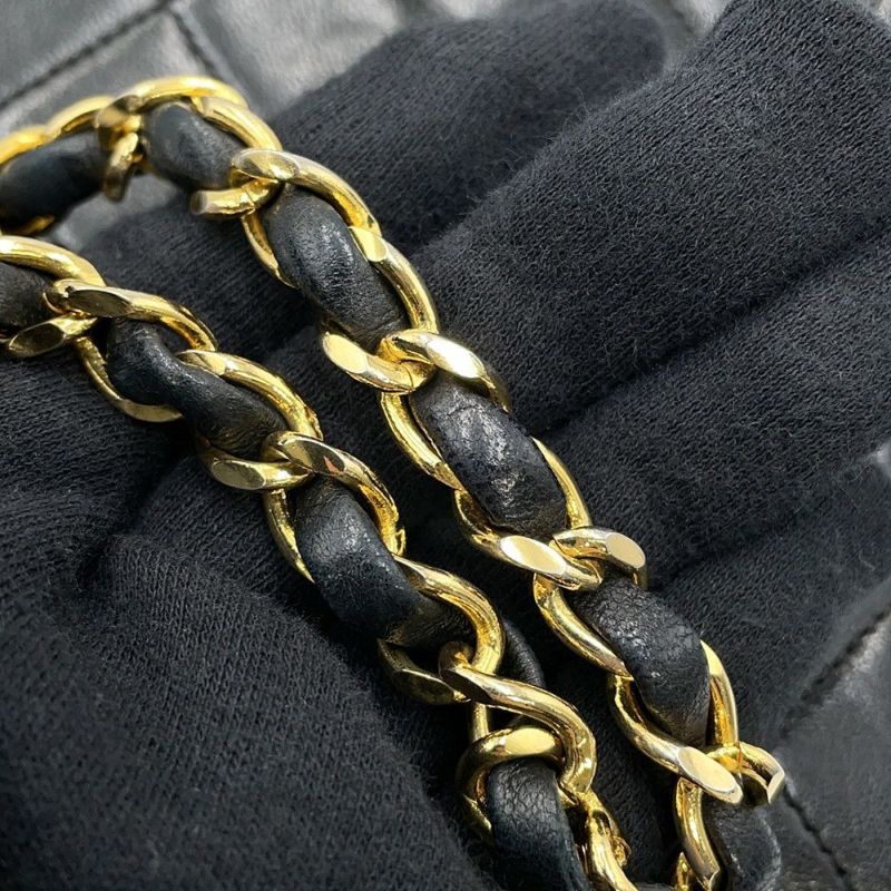 シャネル チェーンショルダーバッグ マトラッセ20 ココマーク ミニ ラムスキン A01163 CHANEL シングルチェーン 黒