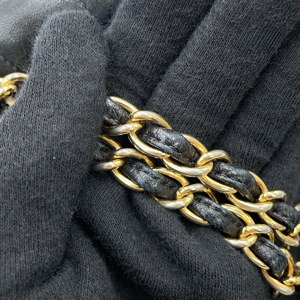 シャネル チェーンショルダーバッグ マトラッセ ココマーク 巾着バッグ ラムスキン CHANEL 黒