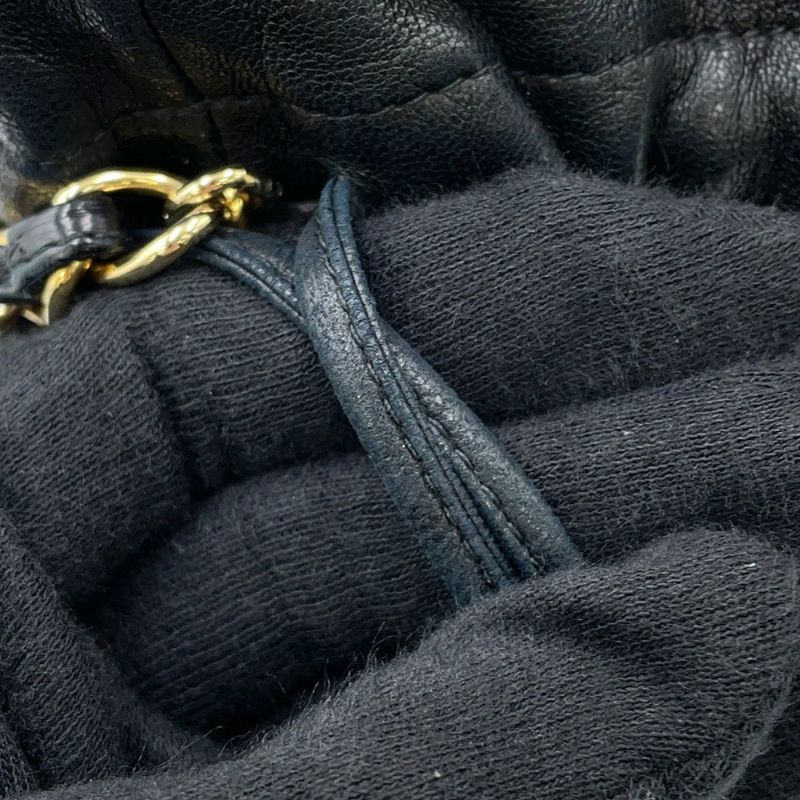 シャネル チェーンショルダーバッグ マトラッセ ココマーク 巾着バッグ ラムスキン CHANEL 黒