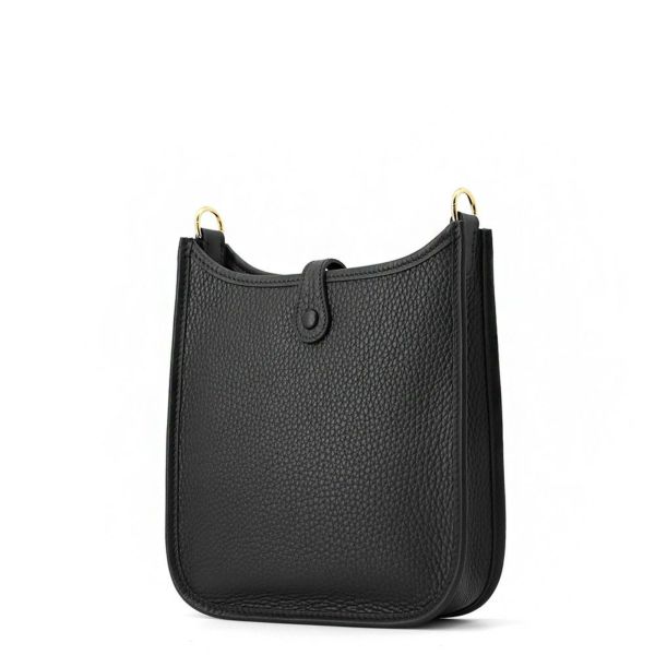 エルメス ショルダーバッグ エブリンTPM 111cm ブラック/ゴールド金具 トリヨンクレマンス W刻印 HERMES 黒