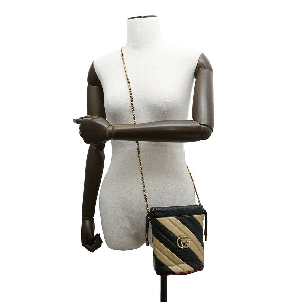 グッチ チェーンショルダーバッグ GGマーモント ミニバケットバッグ 573817 GUCCI キルティング 黒