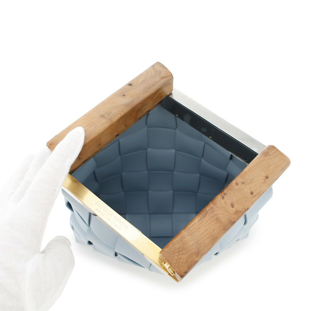 ボッテガヴェネタ クラッチバッグ マキシイントレチャート BVスナップ レザー ウッド BOTTEGA VENETA