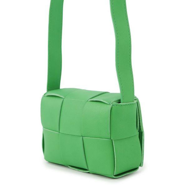ボッテガヴェネタ ショルダーバッグ キャンディー カセット ラムスキン 666688 BOTTEGA VENETA グリーン