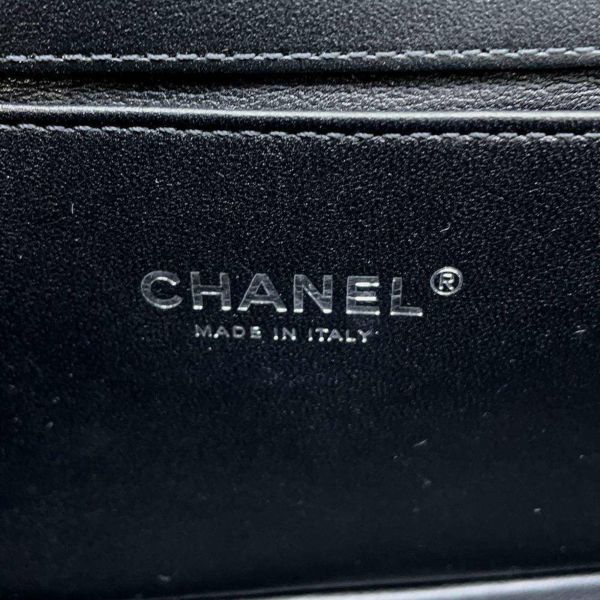 シャネル チェーンショルダーバッグ ボーイシャネル マトラッセ ラムスキン A67086 CHANEL 黒