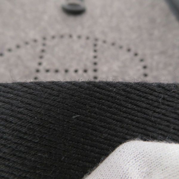 エルメス ショルダーバッグ エブリンTPM 111cm ブラック/グリモワイヤン/シルバー金具 フェルト/スイフト Y刻印 黒