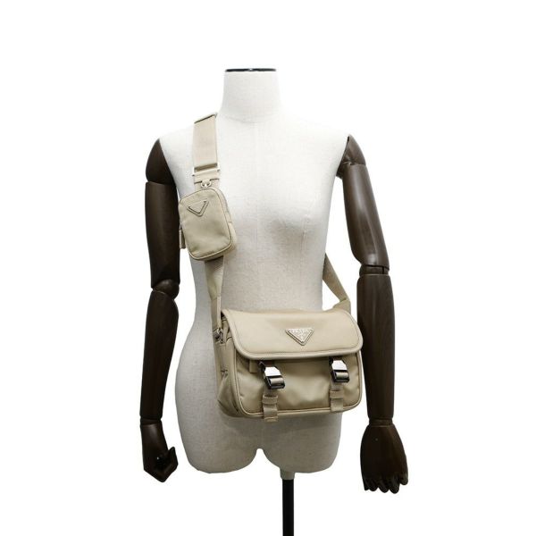 プラダ ショルダーバッグ Re-Nylon xサフィアーノ ナイロン 2VD034 PRADA