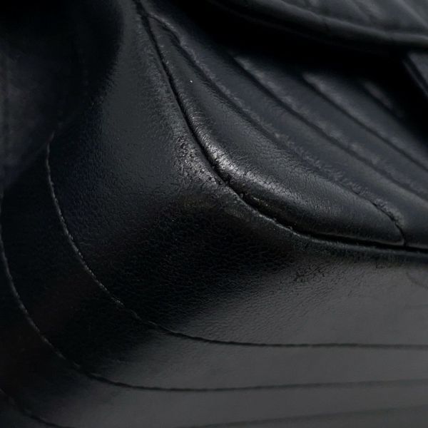 シャネル チェーンショルダーバッグ シェブロン Vステッチ ラムスキン A35200 CHANEL バッグ 黒