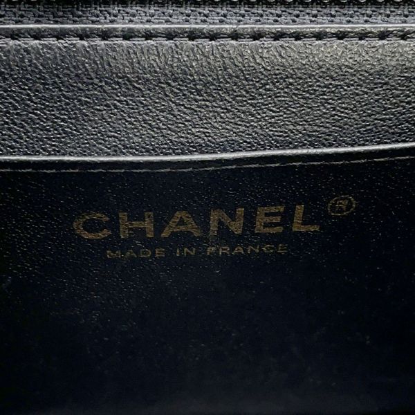 シャネル チェーンショルダーバッグ シェブロン Vステッチ ラムスキン A35200 CHANEL バッグ 黒