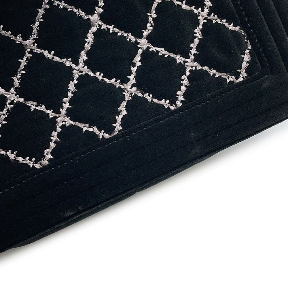 シャネル チェーンショルダーバッグ ボーイシャネル 25 マトラッセ ベロア CHANEL バッグ 黒