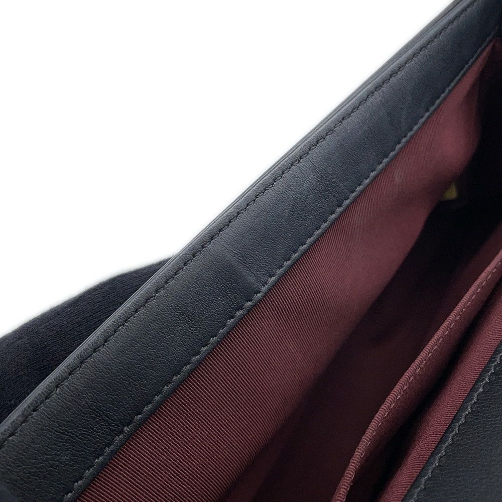 シャネル チェーンショルダーバッグ ボーイシャネル 25 マトラッセ ベロア CHANEL バッグ 黒