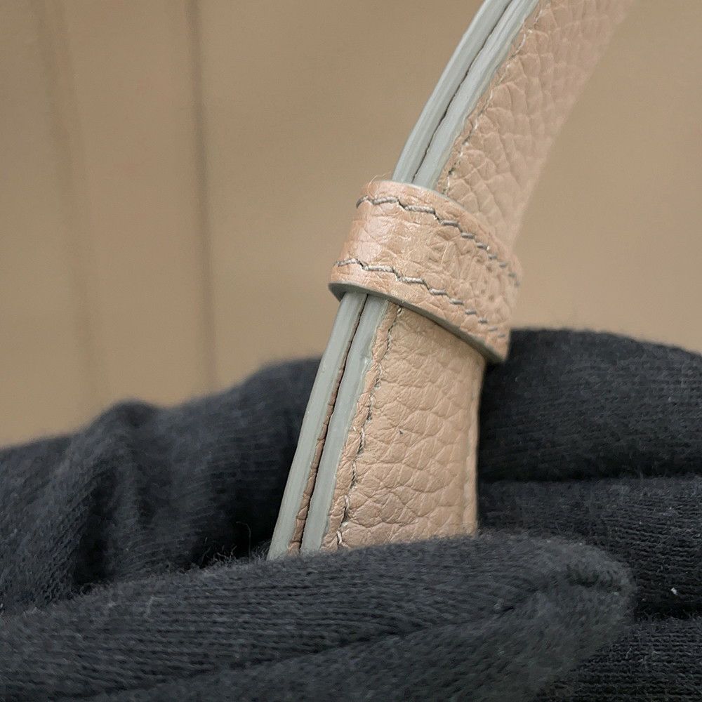 セリーヌ トートバッグ トリオンフ ミディアム カバ ドゥ フランス 192663 CELINE 2way