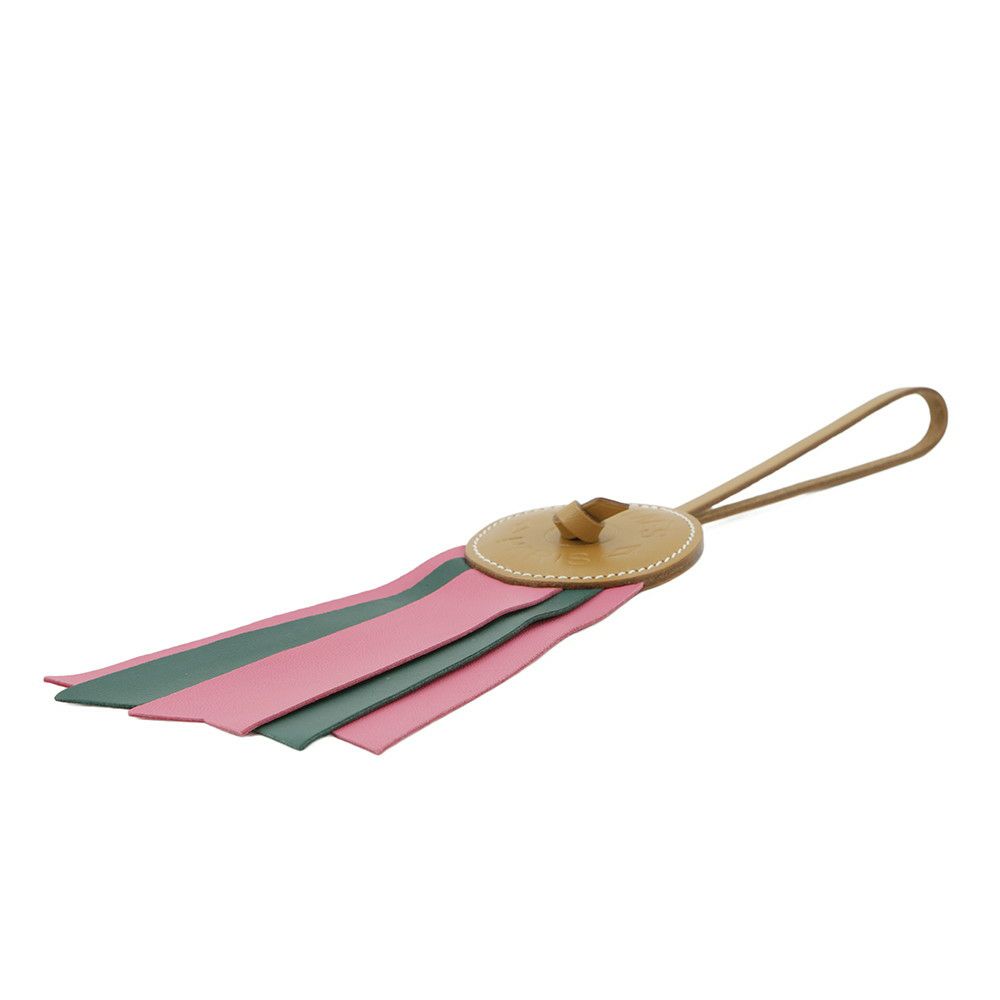 エルメス バッグチャーム パドック フロット ナチュラルサブレ/ローズアザレ/マラカイト ヴァッシュハンター/ラムスキン