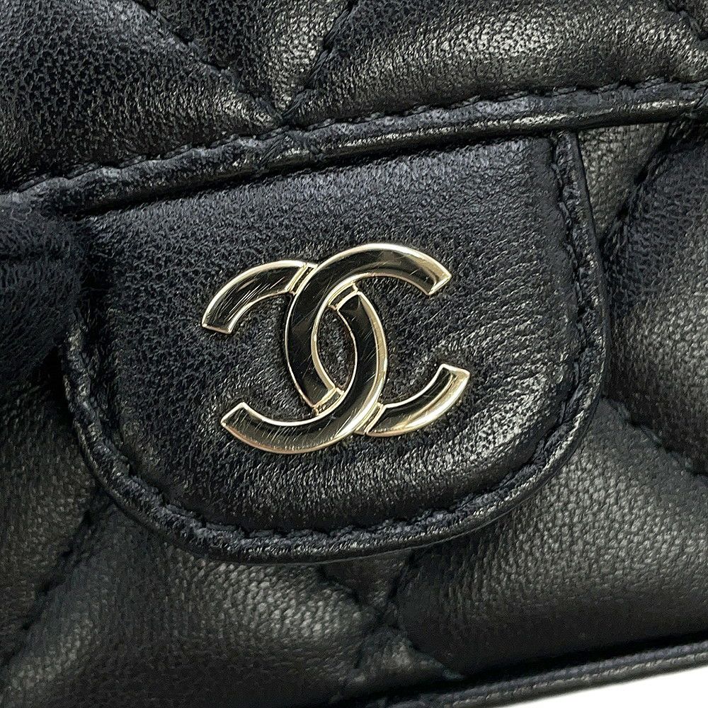 シャネル チェーンショルダーバッグ マトラッセ ココマーク クラシック チェーンクラッチ ラムスキン AP2475 CHANEL 黒