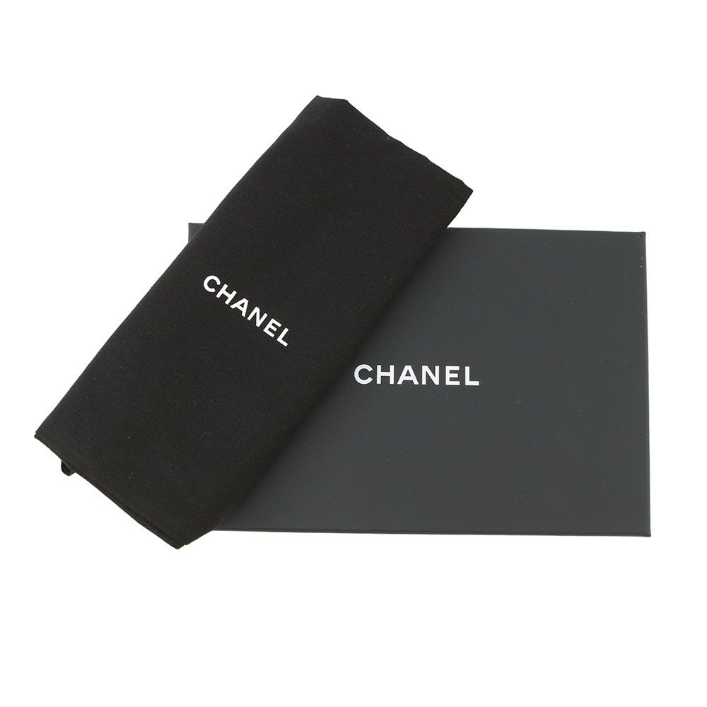 シャネル チェーンショルダーバッグ マトラッセ ココマーク クラシック チェーンクラッチ ラムスキン AP2475 CHANEL 黒