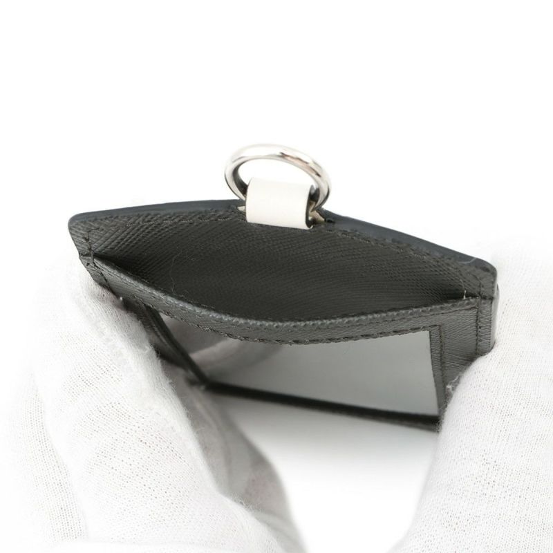 プラダ カードケース サフィアーノ バッジホルダー レザー 2MC016 PRADA 財布 黒