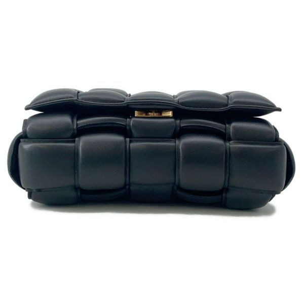 ボッテガヴェネタ ショルダーバッグ パデッド カセット マキシイントレチャート 591970 BOTTEGA VENETA 黒