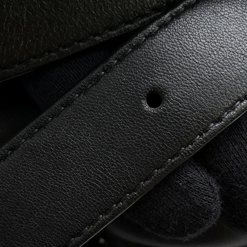 ボッテガヴェネタ ショルダーバッグ パデッド カセット マキシイントレチャート 591970 BOTTEGA VENETA 黒