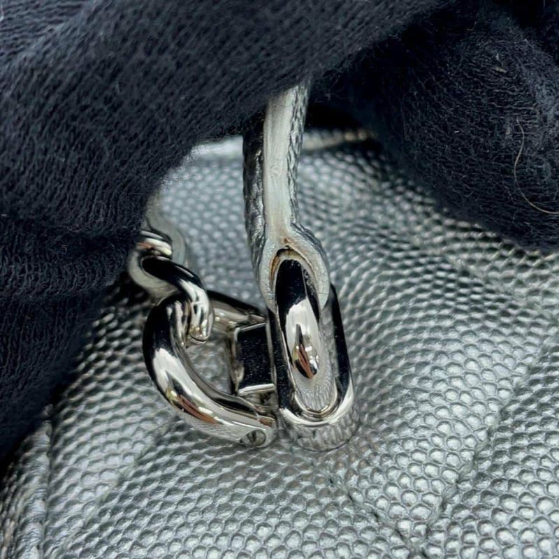 シャネル チェーンショルダーバッグ スモール バニティケース マトラッセ ココマーク キャビアスキン AP2194