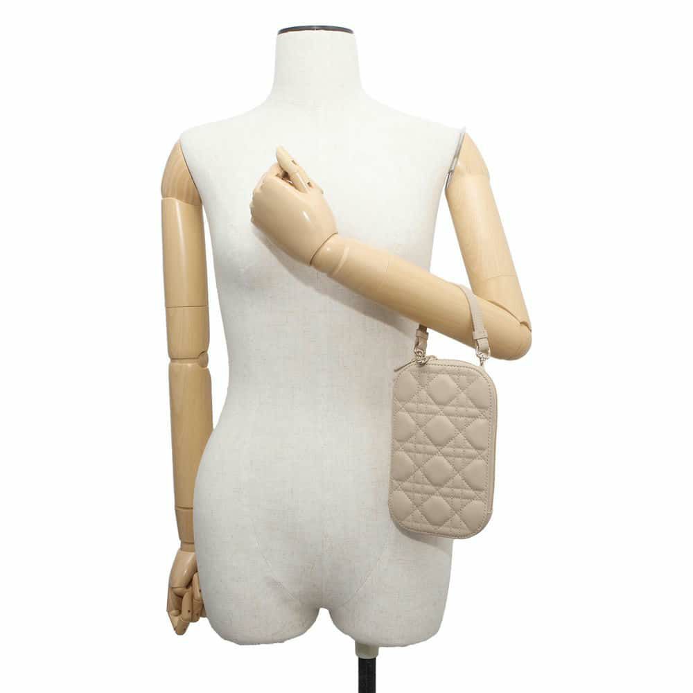 クリスチャン・ディオール スマホケース レディディオール フォンホルダー カナージュ ラムスキン S0872ONMJ ベージュ